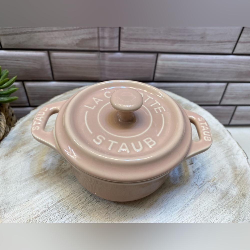 STAUB ❤️(1) Ceramics Dutch Oven Mini Round Cocotte 10cm Pink NIB
